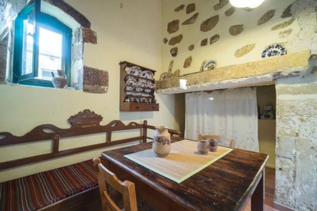 Moundros 1620 Venetian Residence Eksteriør bilde
